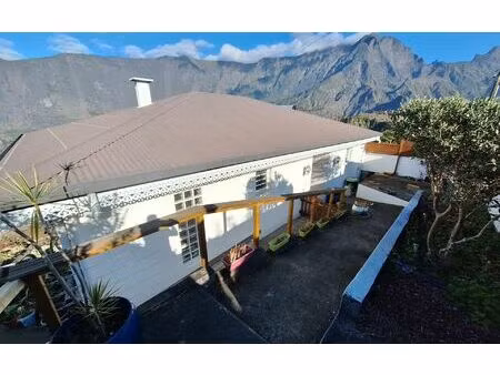 maison cilaos m² t-4 à vendre  229 000 €