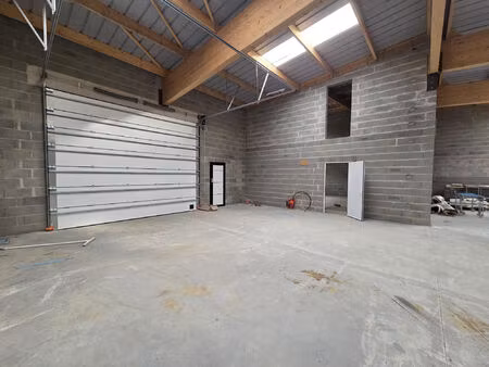 location commerce 430 m² à saint-lambert-la-potherie (49070)