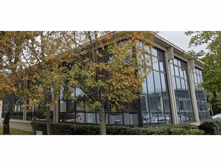 bureaux divisible à louer  120 à 230 m2  nantes technoparc de l'aubinière