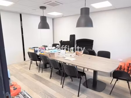 vente local commercial 7 pièces