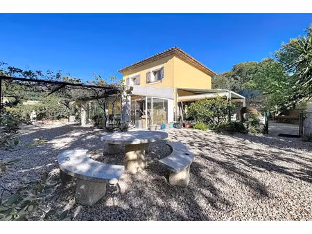 vente maison 179.51 m² à sainte-maxime (83120)  999 999 €