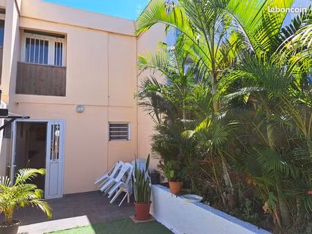 duplex f4 proche plage etang sale