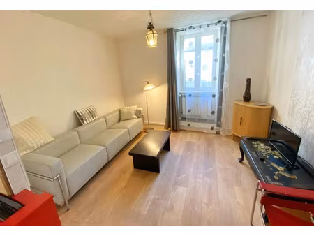 location meublée maison 3 pièces 65 m² à ambert (63600)  590 €