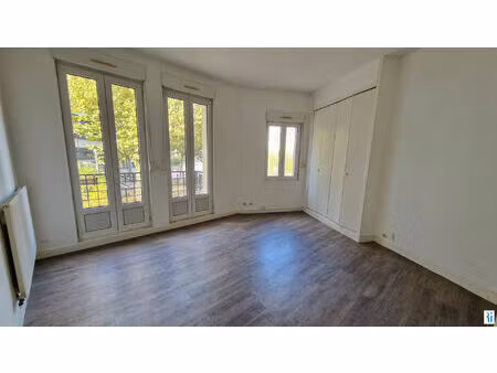 location appartement 3 pièces 74 m² à rouen (76100)