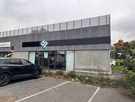 local commercial à louer