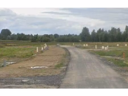 terrain constructible viabilisé à vendre