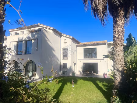 villa 9 pièces dans le bas des lônes