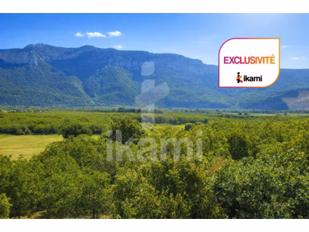 terrain à bâtir de 710 m2