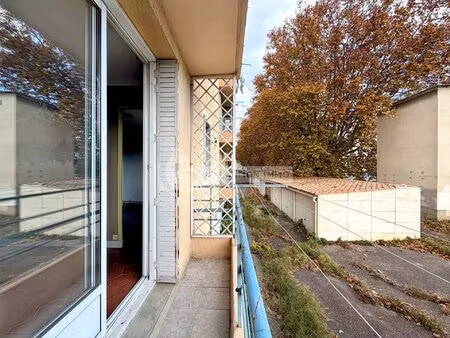 appartement à arles proche centre à pied avec garage