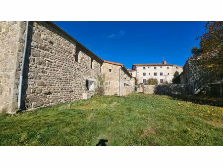 superbe! dans ancienne ferme fortifiée ayant appartenu aux templiers