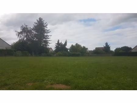 vente terrain 1290 m² à etrépagny (27150)  72 000 €