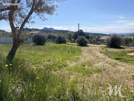terrain 691 m² barjols