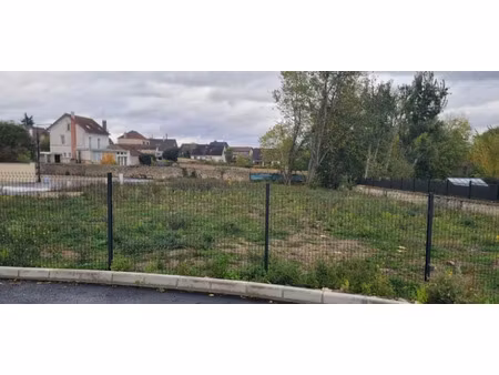 vente terrain 577 m² à le mée-sur-seine (77350)  170 000 €