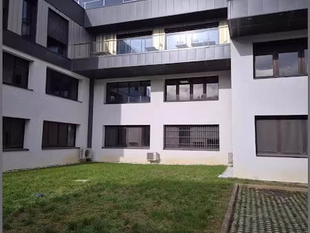 vente locaux professionnels 0 pièces 75 m² à tassin-la-demi-lune (69160)  299 918 €