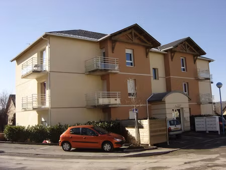 location appartement 1 pièce 20.54 m² à onet-le-château (12000)  400 €