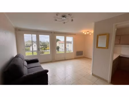 location appartement 2 pièces 51 m² à fumel (47500)  493 €