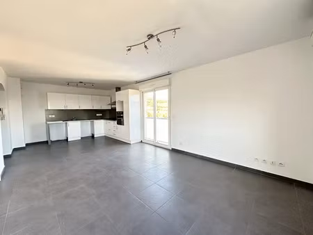 location appartement 2 pièces 45 m² à biguglia (20620)  650 €