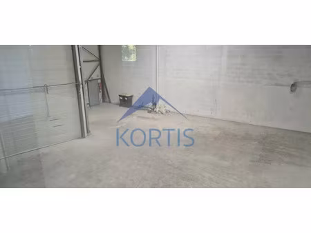 local d'activite a vendre