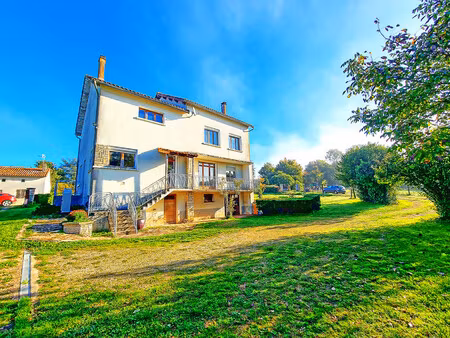 maison à vendre à nanteuil-en-vallée (16700) - charente