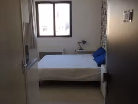 location meublée appartement 1 pièce 20 m² à caluire-et-cuire (69300)  850 €