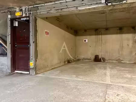 vente parking à gif-sur-yvette (91190)  12 000 €