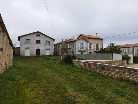 maison à vendre à melleran (79190) - deux-sèvres