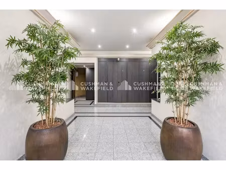 exclusivité cushman : bureaux en investissement avec possibilité d'occupation partielle - 