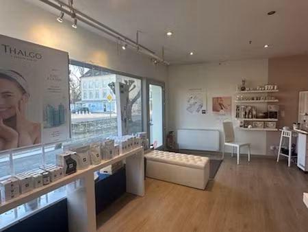 local commercial au coeur d'arcis-sur-aube