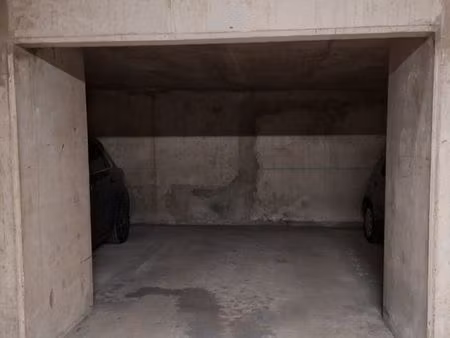 parking sous-sol  place leclerc nogent