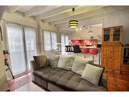 appartement t3 bis avec balcon et jardin