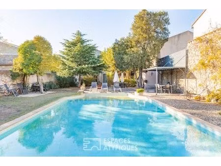 maison de maître du xviiie avec piscine et jardin clos au coeur du minervois