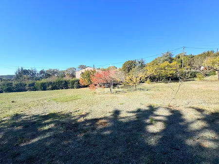 a vendre 84240 la bastide des jourdans terrain constructible libre constructeur 457m²