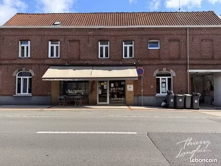 immeuble 5 pièces 300 m²