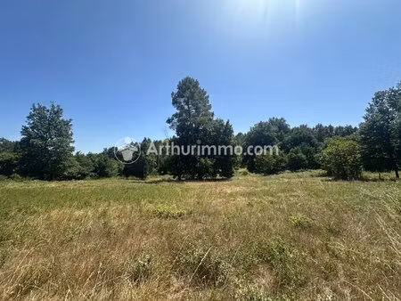 terrain à batir de 7900 m²