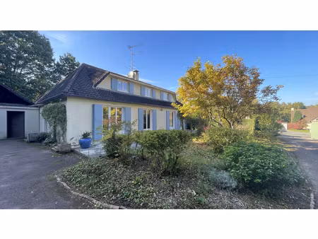 saint remy l'honore - maison de plain pied au calme