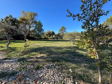 terrain constructible 1622 m2