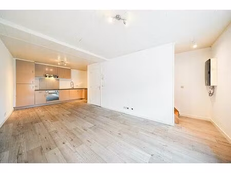 duplex à vendre à quai de l'ourthe 11 comblain-au-pont (vbd46695)