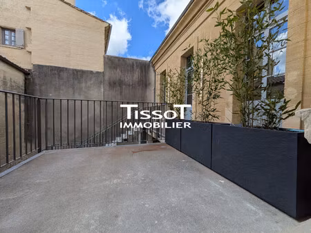 location appartement 1 pièce 31m² uzes 30700