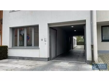 commercieel te huur in strombeek-bever