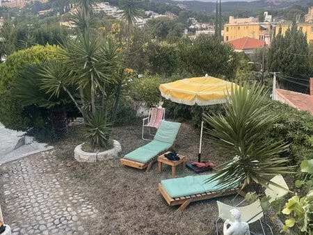 location appartement 3 pièces 88 m² à cassis (13260)
