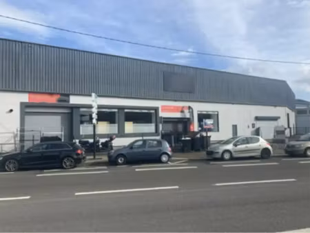 local d'activite 545m2