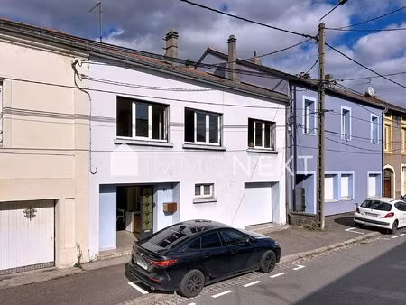 maison mitoyenne avec jardin clos et dépendance – 118 m² hab