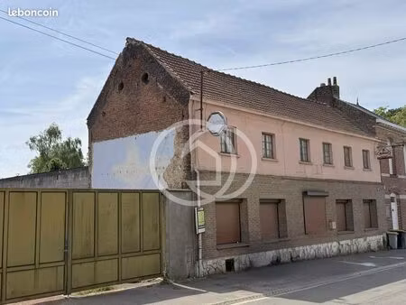 maison 6 pièces 185 m²