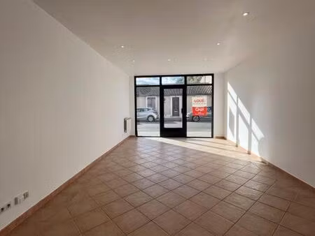 location local commercial 36m² mont de marsan 40000