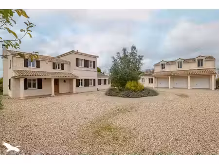 contemporaine de 8 pièces principales
