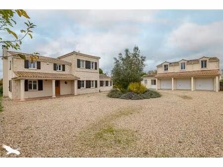 vente maison 8 pièces 200 m² échebrune (17800)