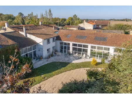 vente maison 9 pièces 480 m² saint-mard (17700)