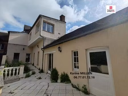 rugles 27250 maison de ville - 2 étages et grenier- 4 chambres - extérieur/cour - 220000 h