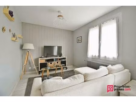 maison saint pierre des echaubrognes 4 pièce(s) 82 m2