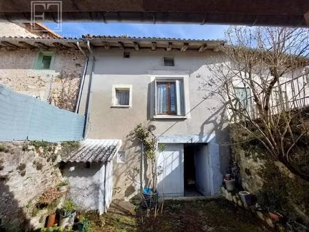 maison  dépendance et jardin